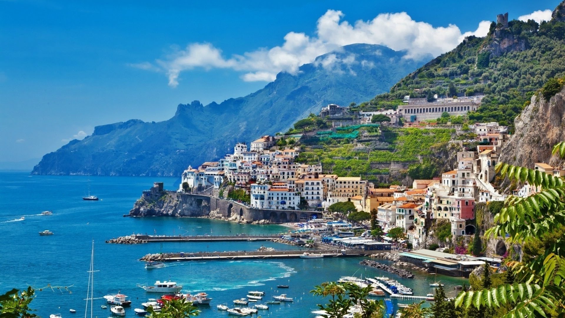 加尔达湖Lake Garda