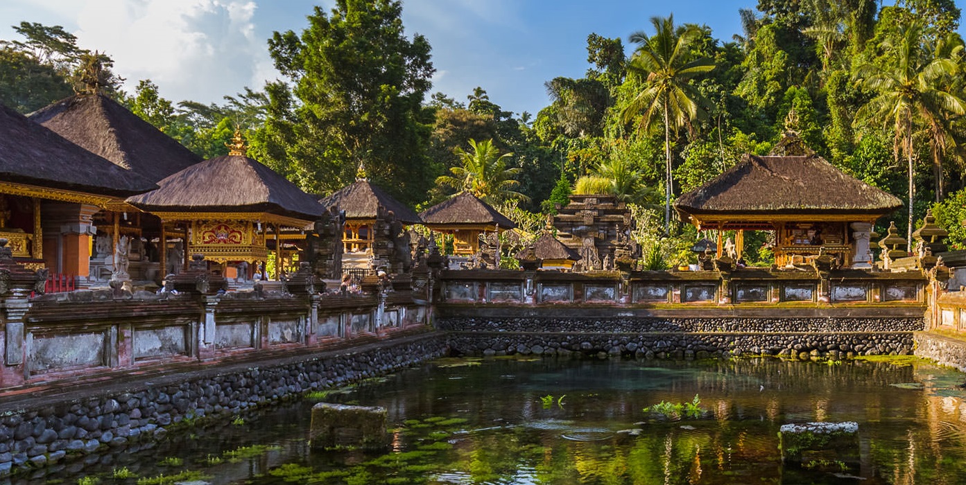 印尼的圣泉庙Tirta Empul