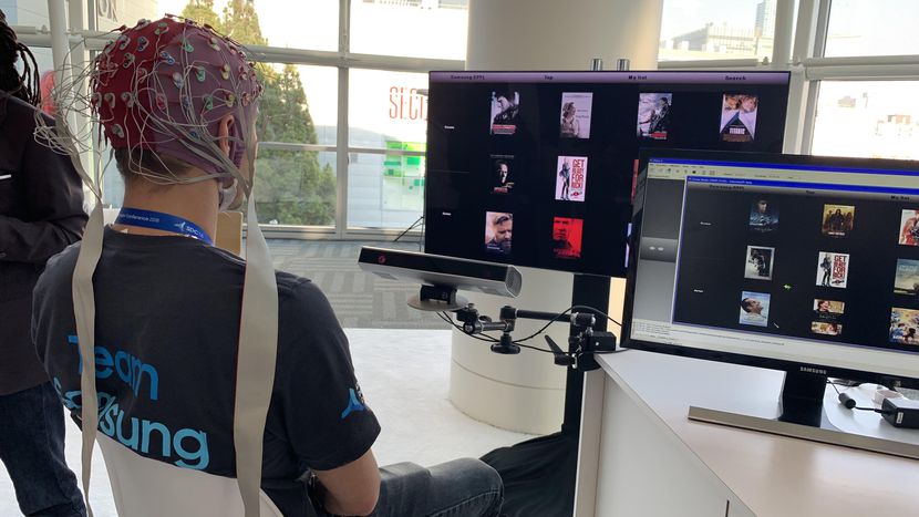 Control TV with the thought samsung-tv-controlled-by-brainwaves smart health device 智慧医疗设备