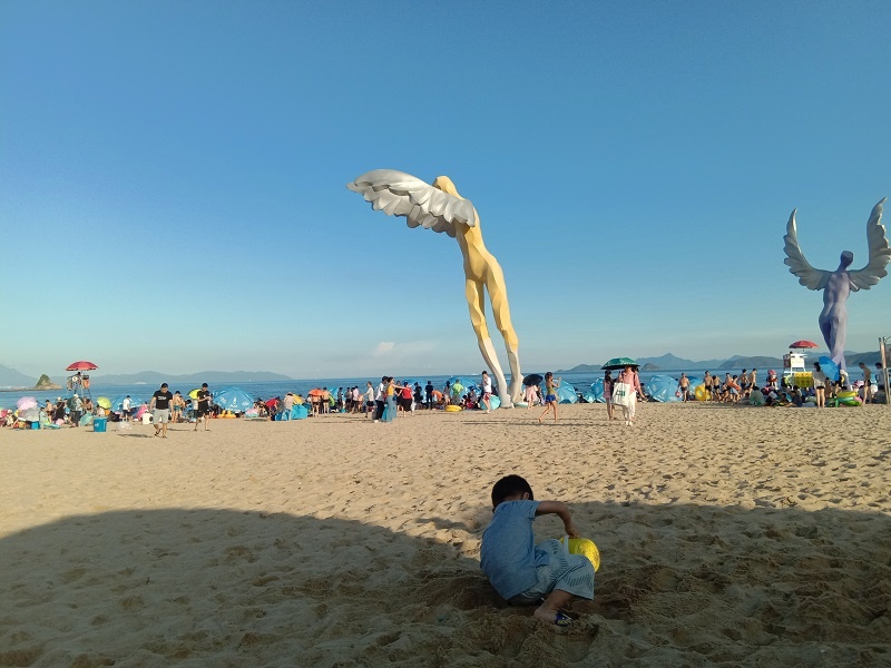 深圳大梅沙海滩大梅沙海滨公园亲子游 深圳亲子游学家庭旅游