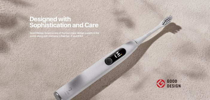 Premium, non-slip connected toothbrush